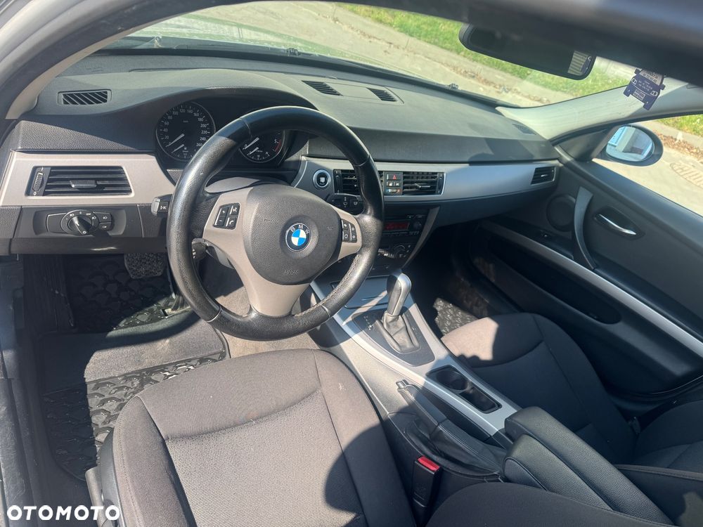 BMW Seria 3 330d DPF - 16