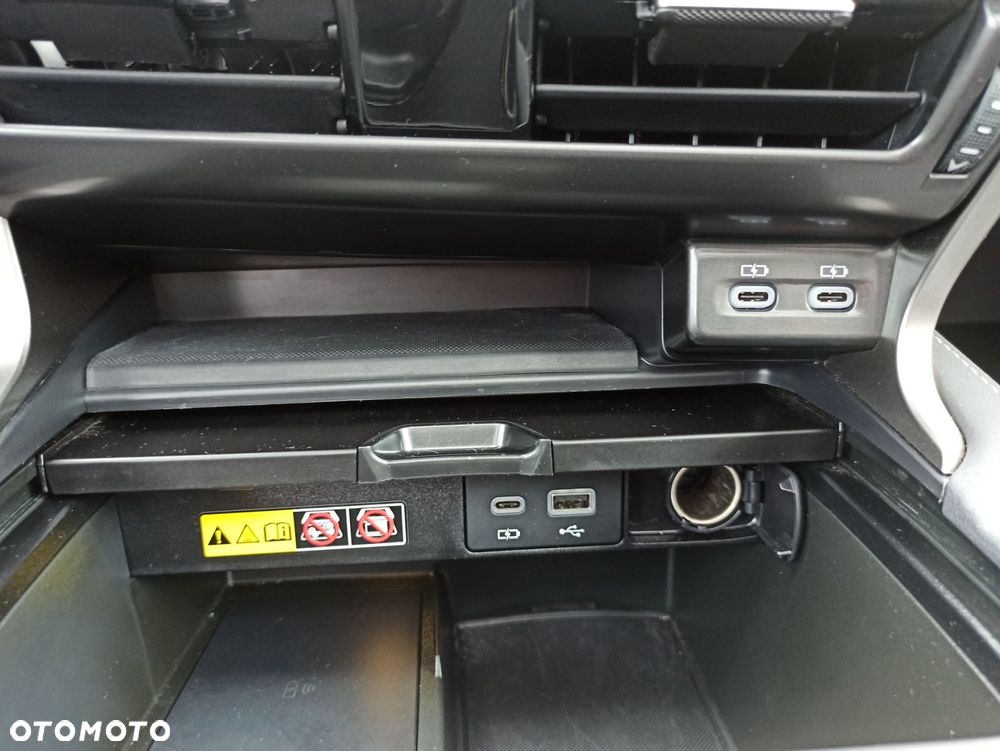 Lexus RX - 21