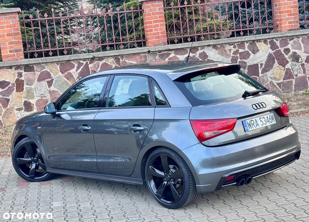 Audi A1 Sportback 1.4 TFSI S tronic S line Sportpaket - 13