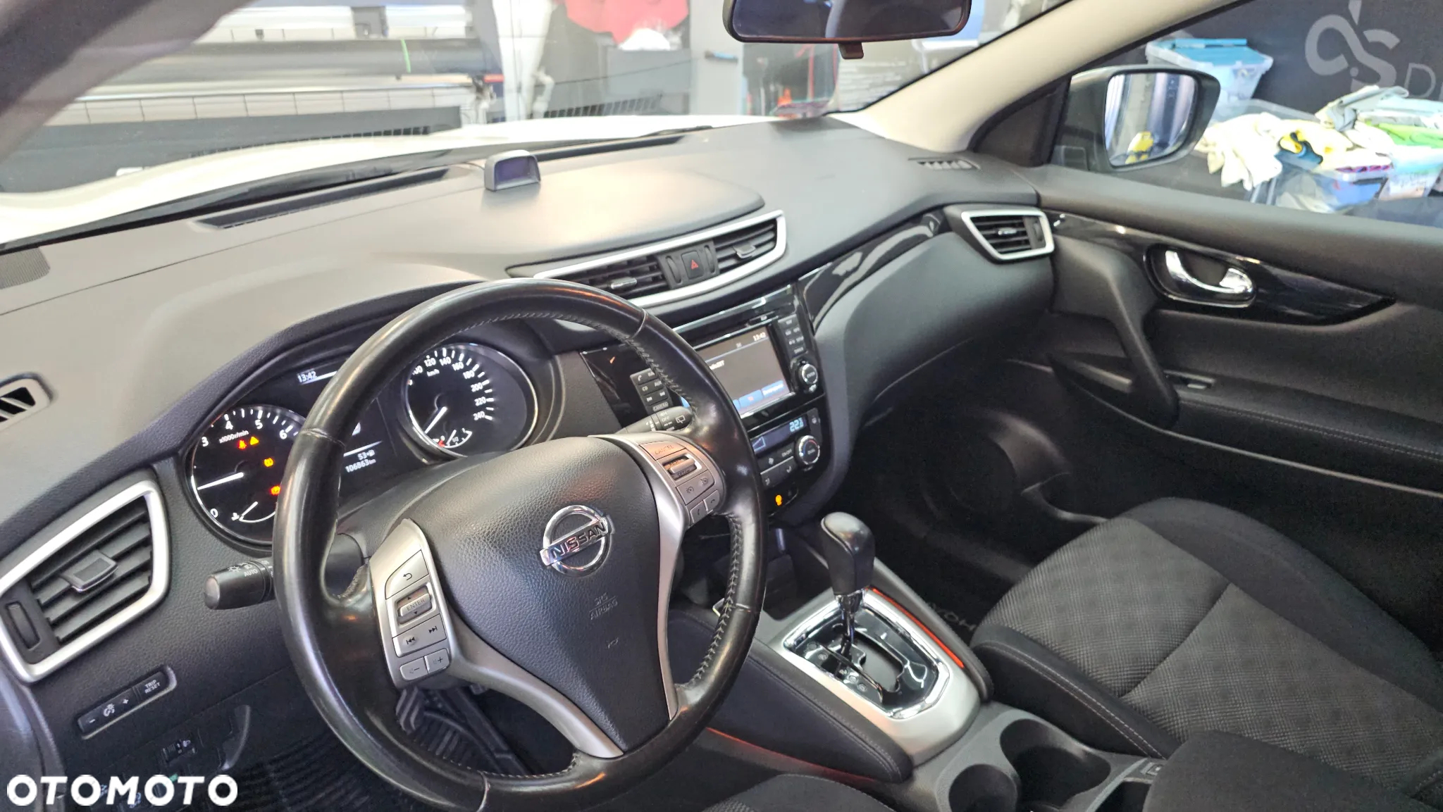 Nissan Qashqai - 11
