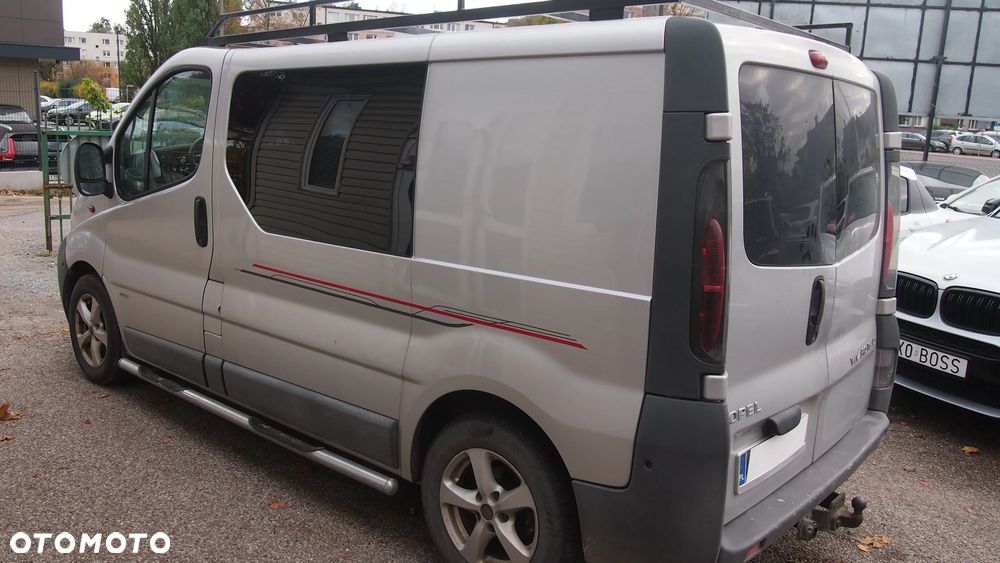 Opel Vivaro 2002 photo 2