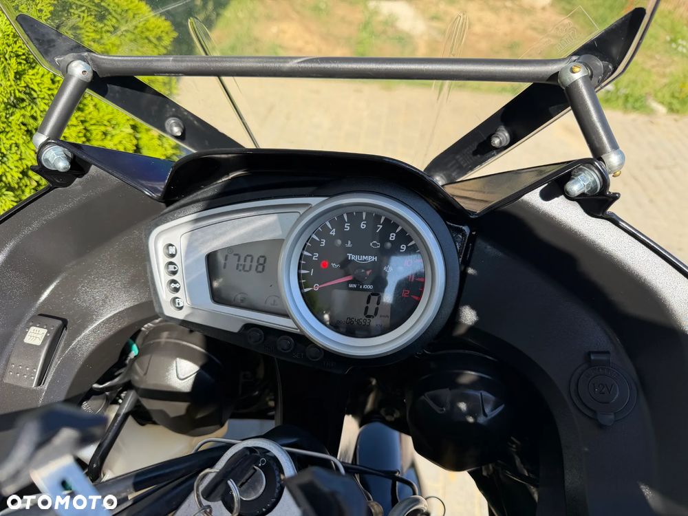 Triumph Tiger - 24