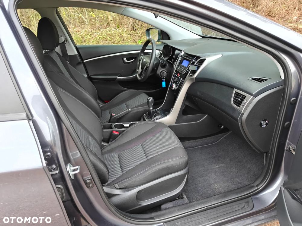 Hyundai i30 1.6 CRDi Comfort - 10