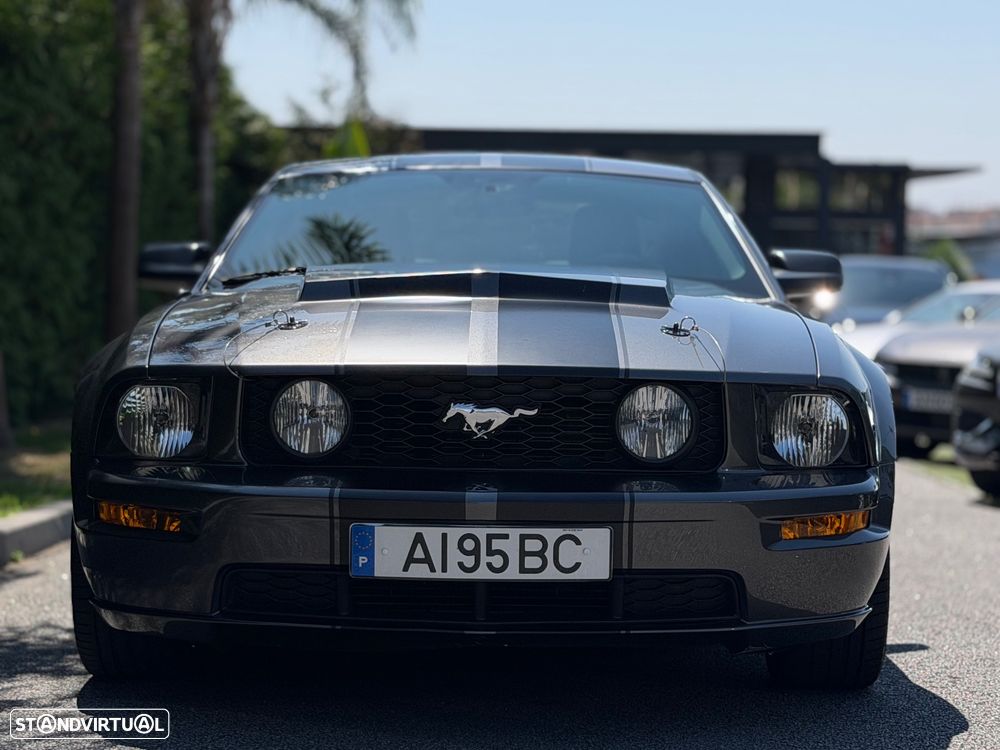 Ford Mustang - 3