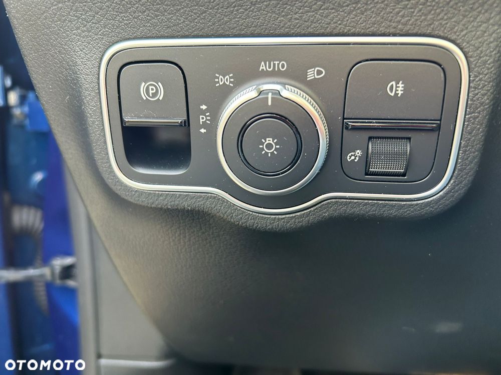 Mercedes-Benz GLA 250e AMG Line - 27