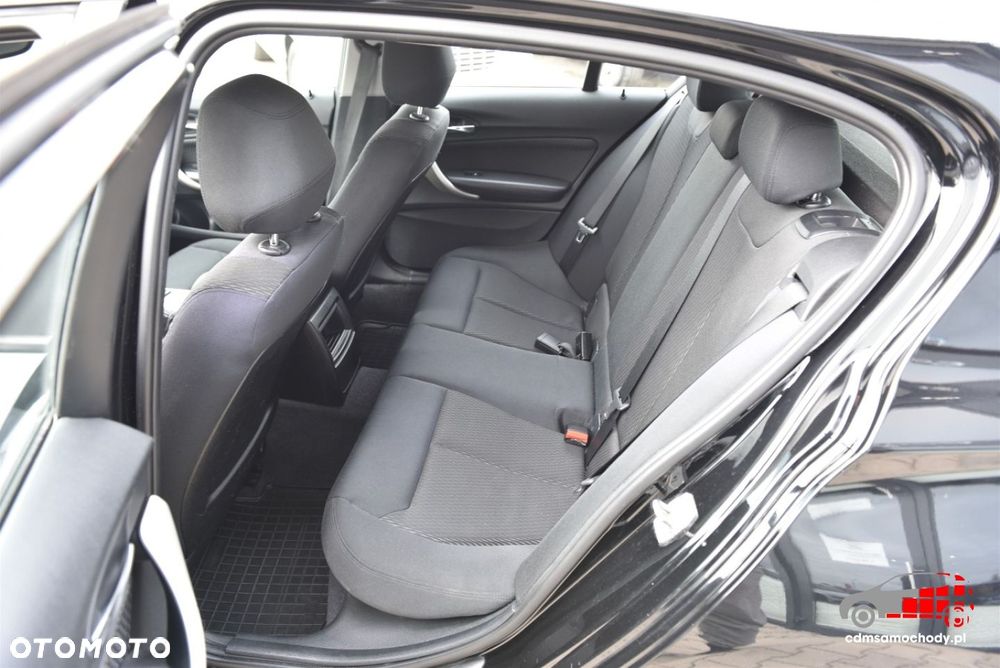 BMW Seria 1 116d - 14