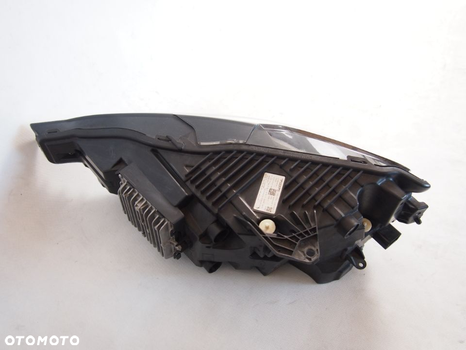 Volvo XC60 16r FL Reflektor prawy lampa prawa Fullled xc 60 - 2