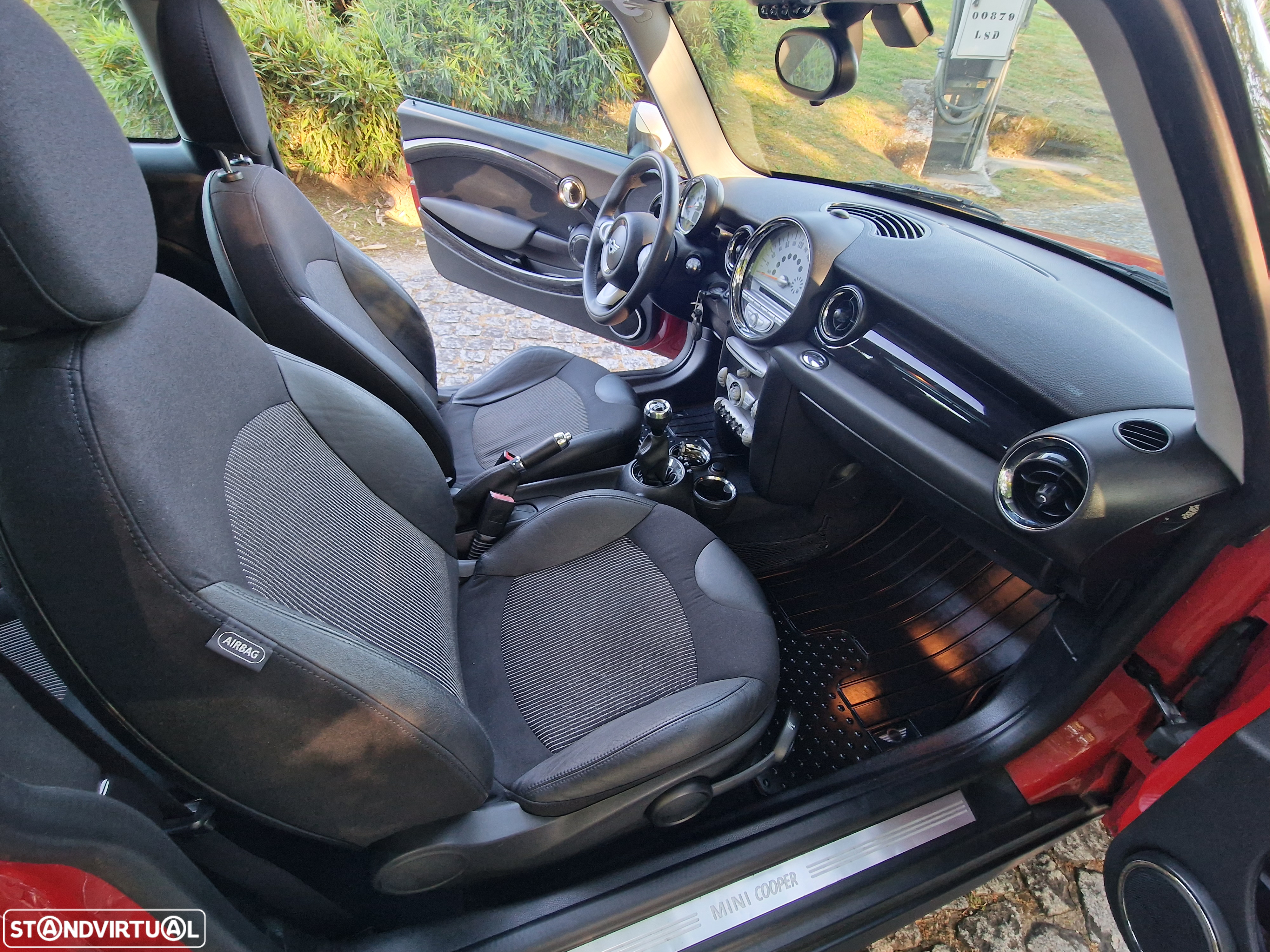 MINI Coupé - 8