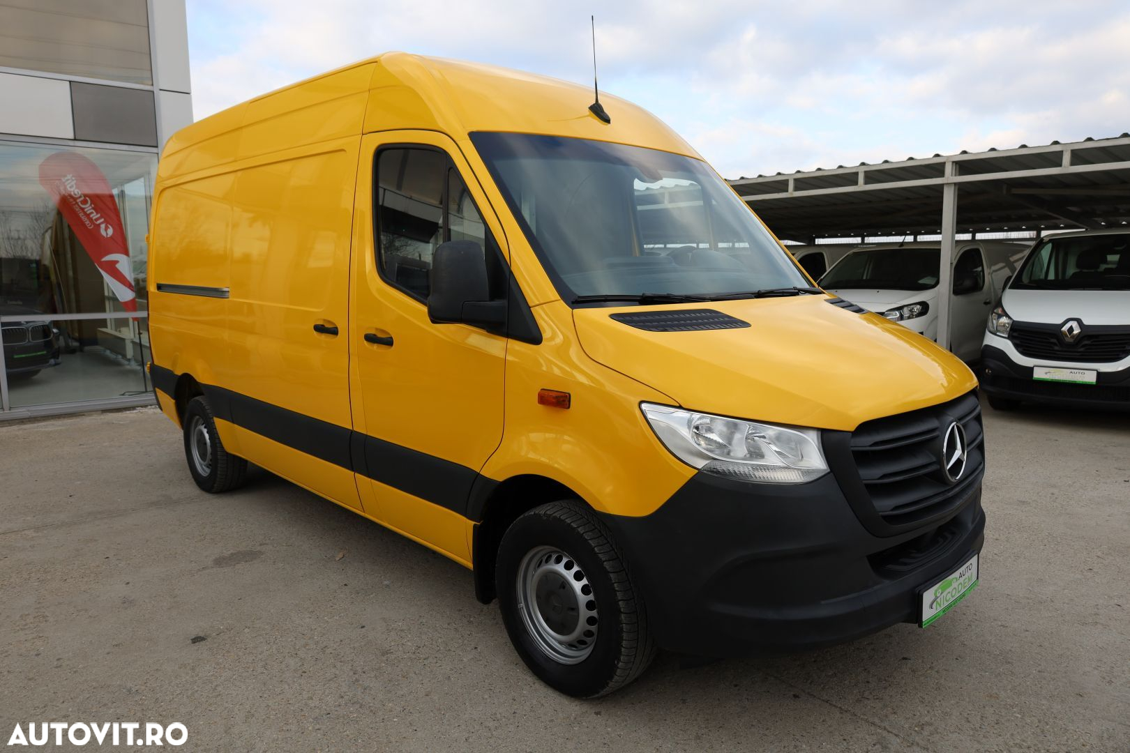 Mercedes-Benz Sprinter - 9
