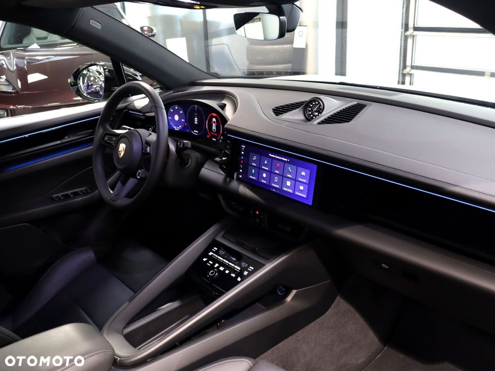 Porsche Macan 100kWh - 18