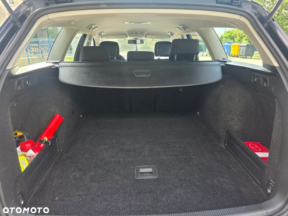 Volkswagen Passat 1.6 TDI Comfortline - 22