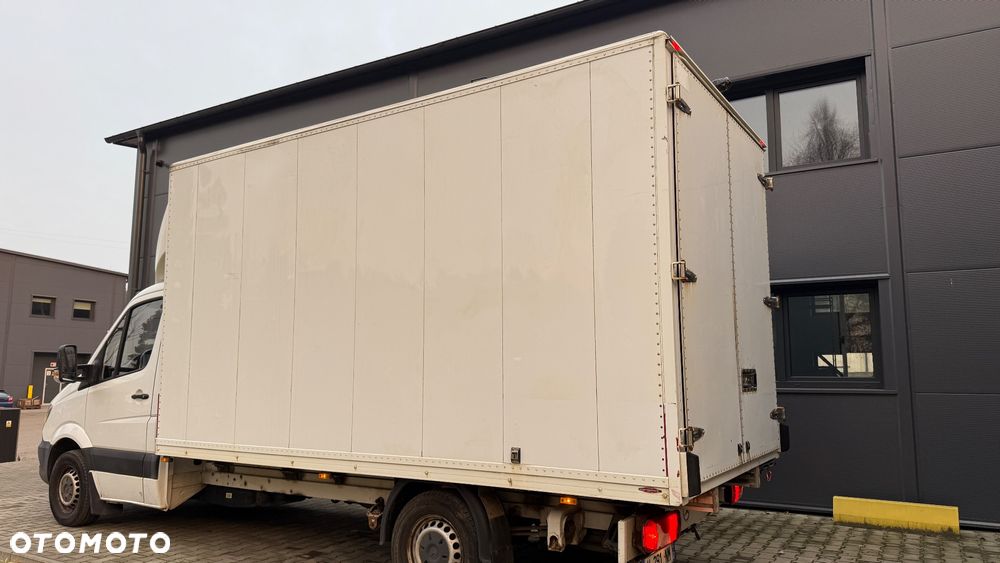 Mercedes-Benz Sprinter - 8