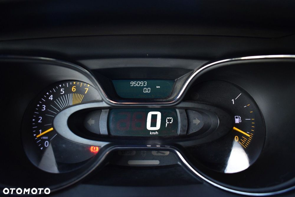 Renault Captur - 17