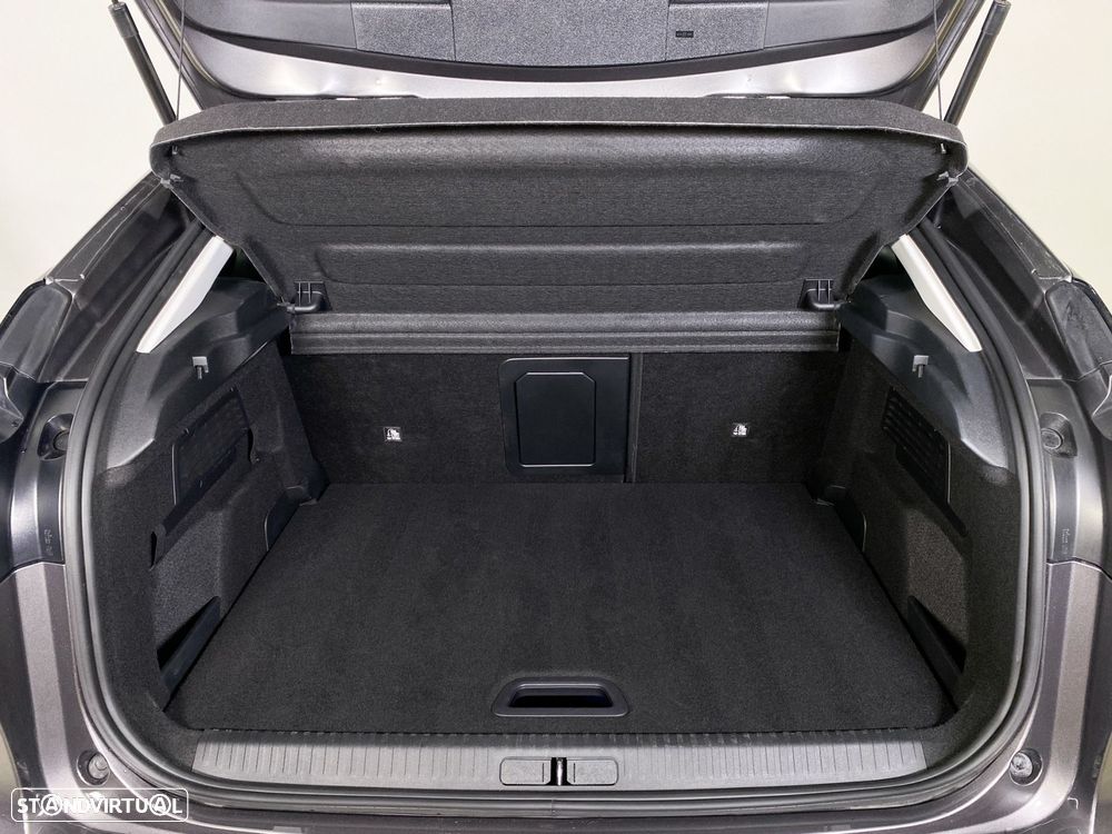 Citroën C4 PureTech 130 Stop&Start EAT8 SHINE - 9