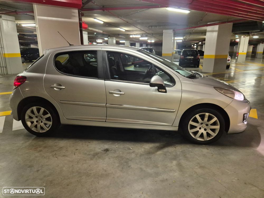 Peugeot 207 1.4 HDi Sport - 6