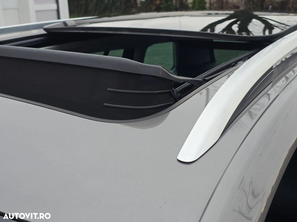 Volkswagen Golf 2.0 TDI (BlueMotion Technology) Highline - 37