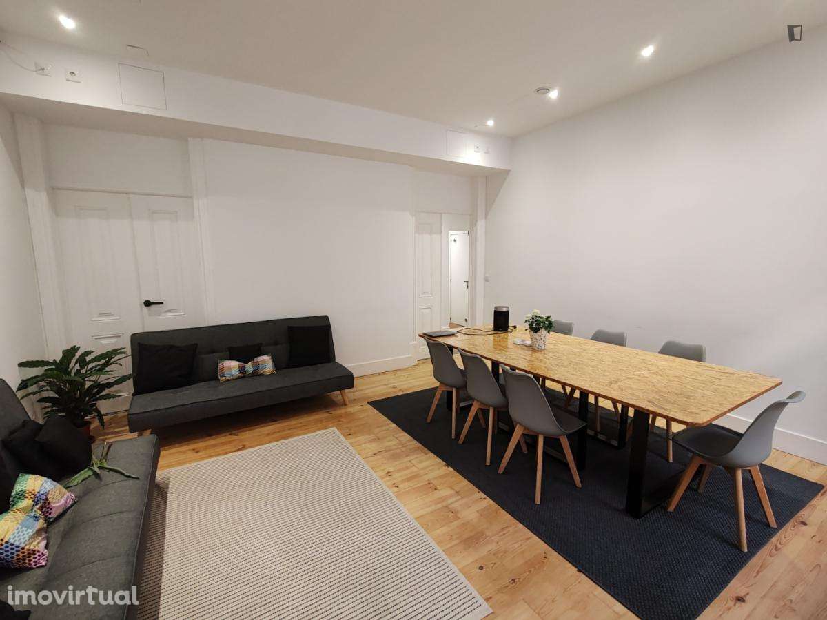 Quarto - localizado em Lisbon - Grande imagem: 5/21