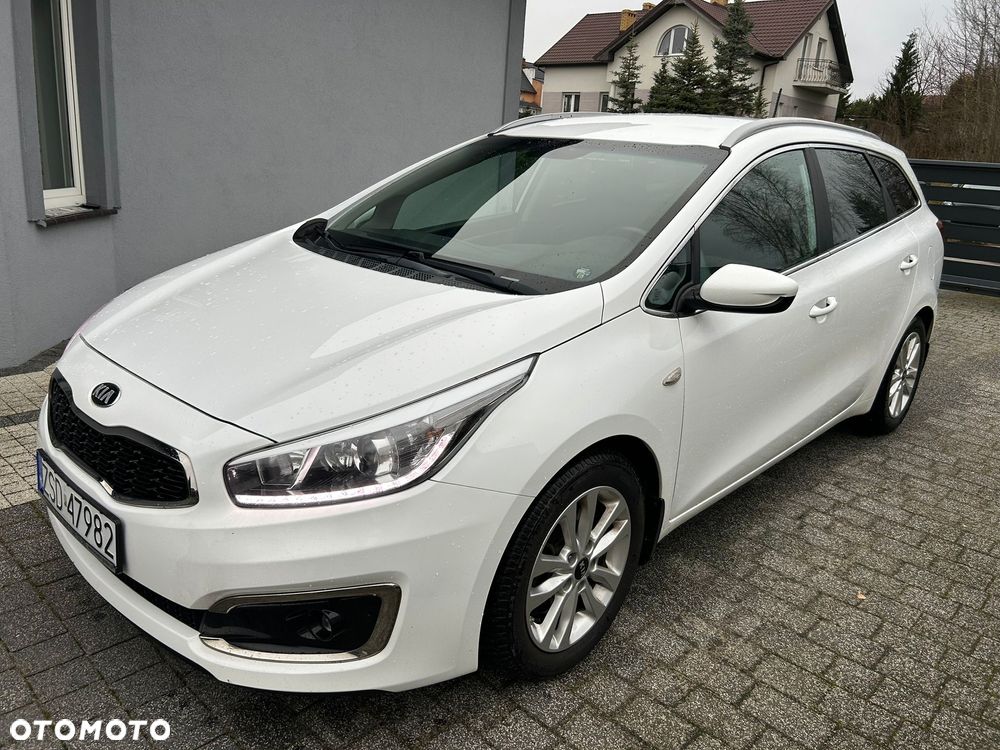 Kia Ceed 1.6 CRDi 136 ISG GT Line - 22