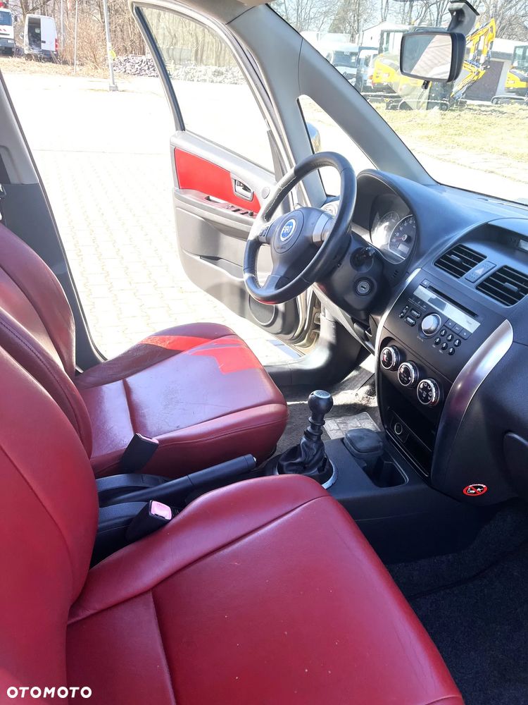 Fiat Sedici 1.9 Multijet 4x4 Dynamic - 9