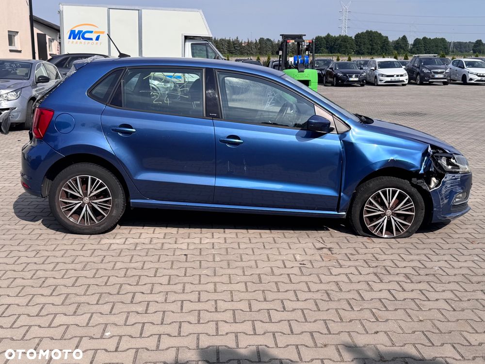 Volkswagen Polo 1.2 TSI Blue Motion Technology Allstar - 10
