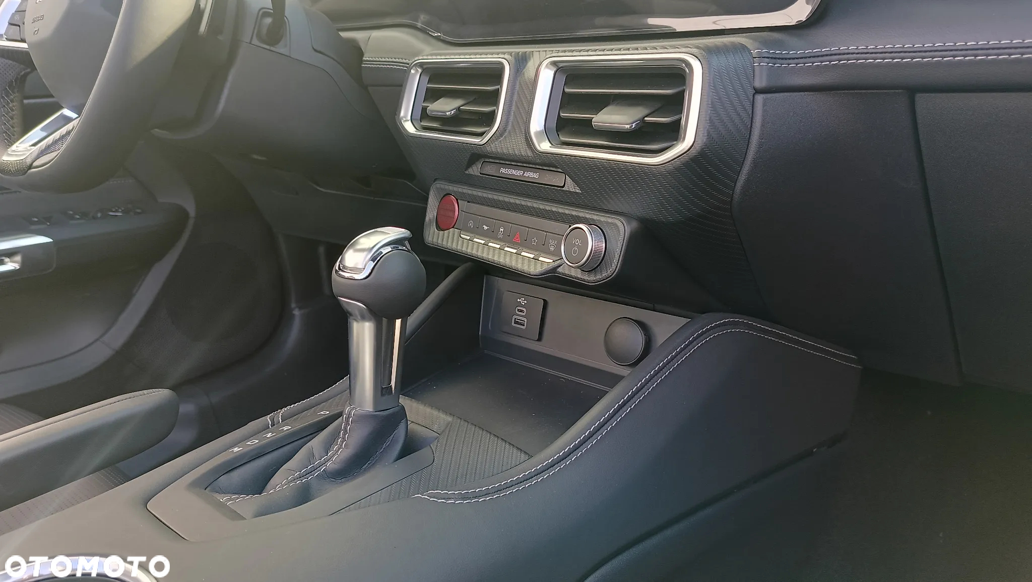 Ford Mustang 5.0 Ti-VCT V8 GT - 31