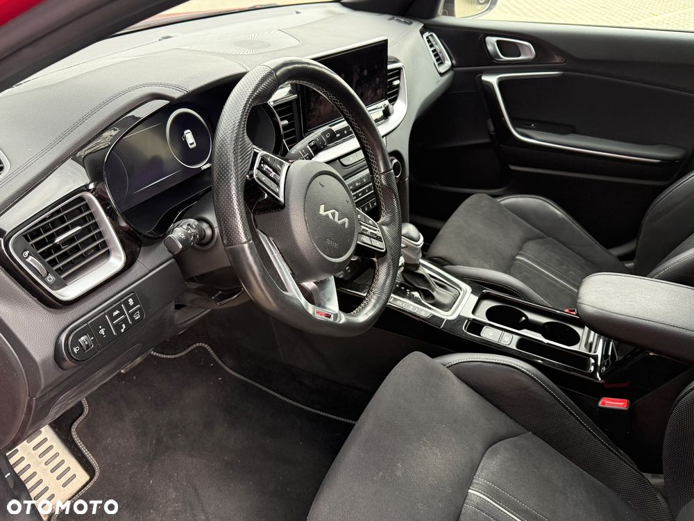 Kia Ceed 1.5 T-GDI GT-Line DCT - 13