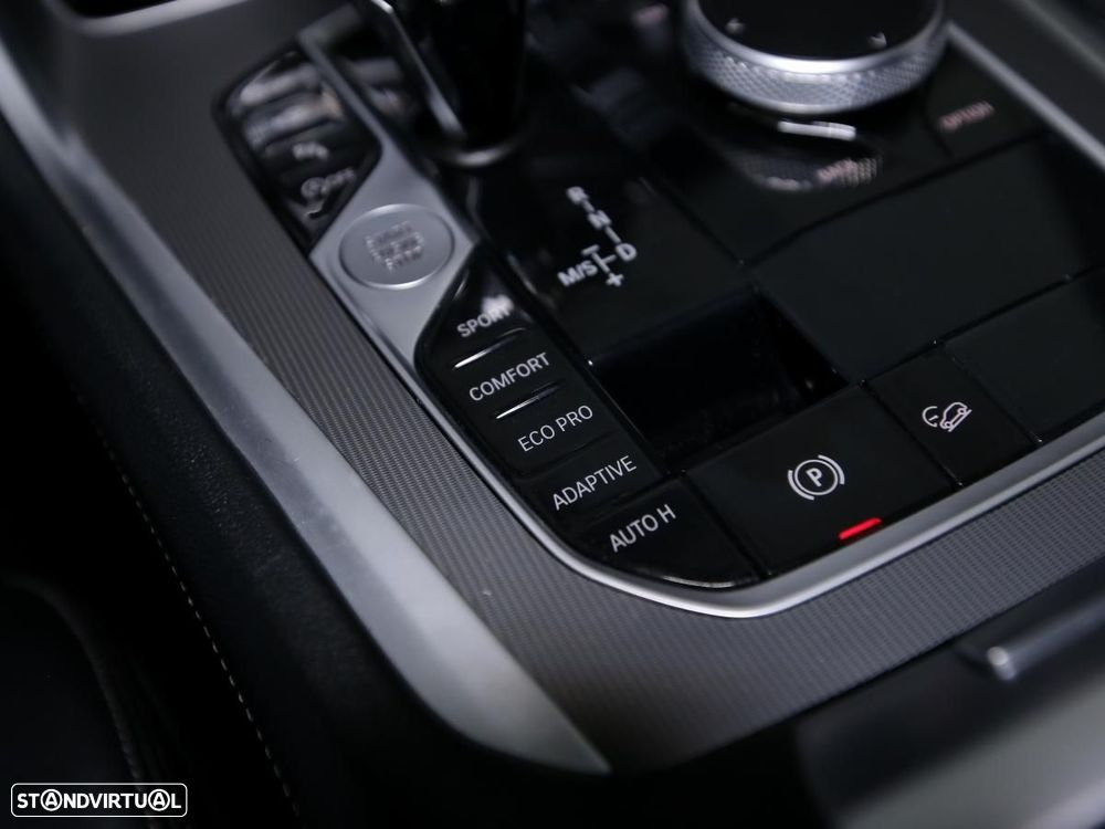 BMW X6 30 d xDrive Pack M - 29