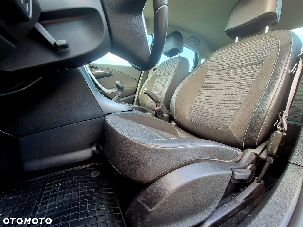 Opel Astra 1.4 T Active EU6 - 12