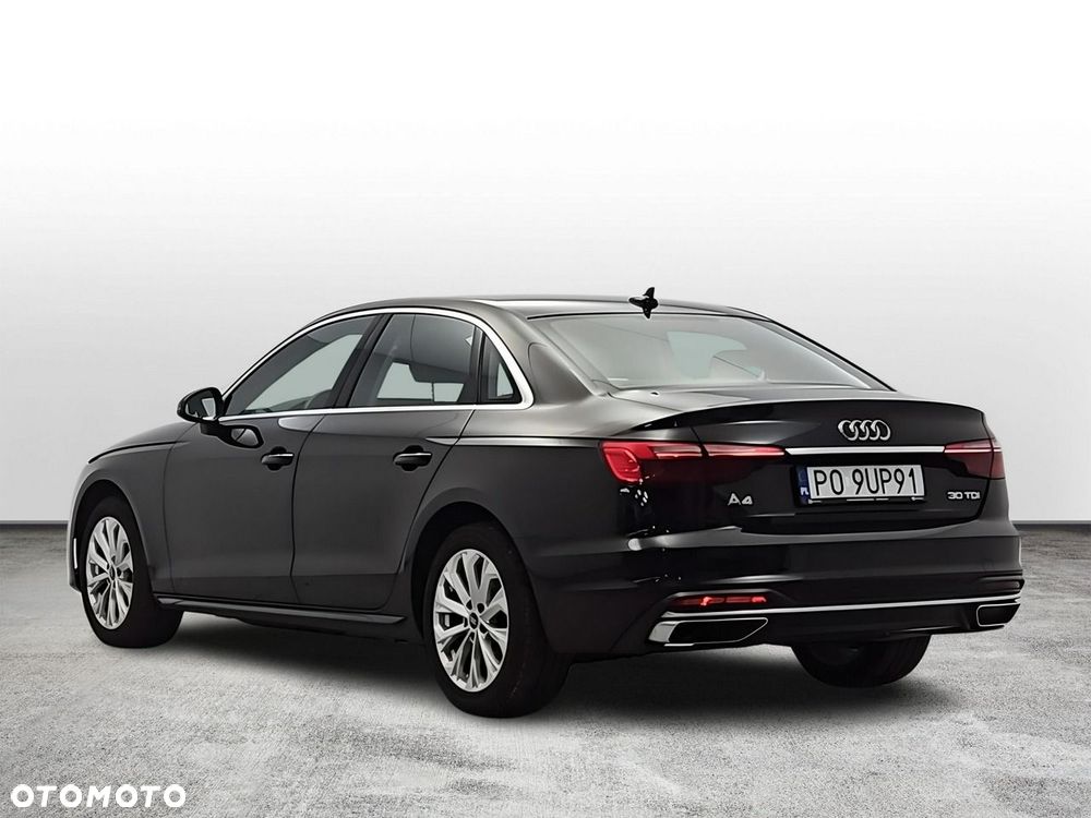 Audi A4 Limousine - 3