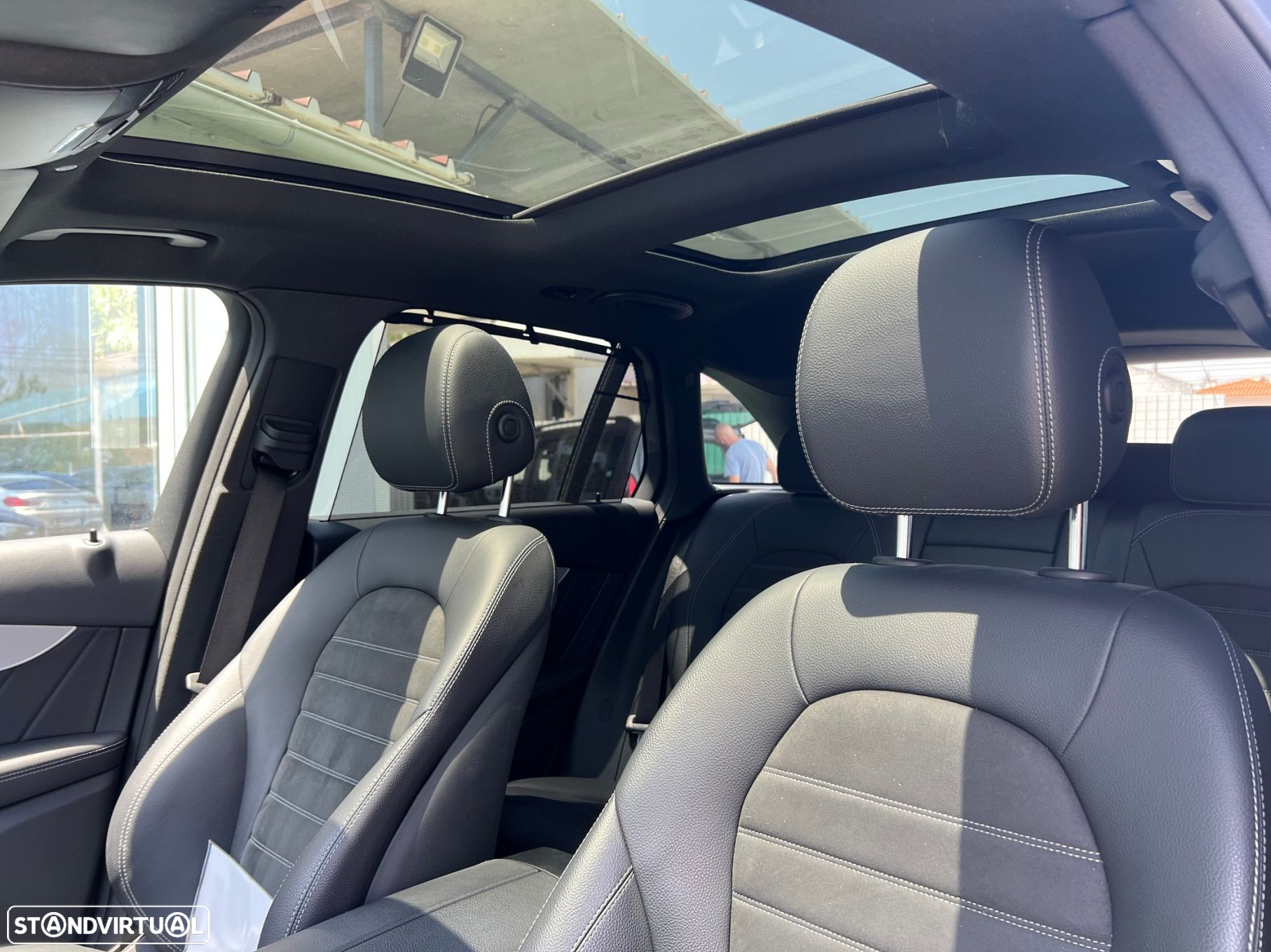 Mercedes-Benz GLC 300 de 4Matic - 12