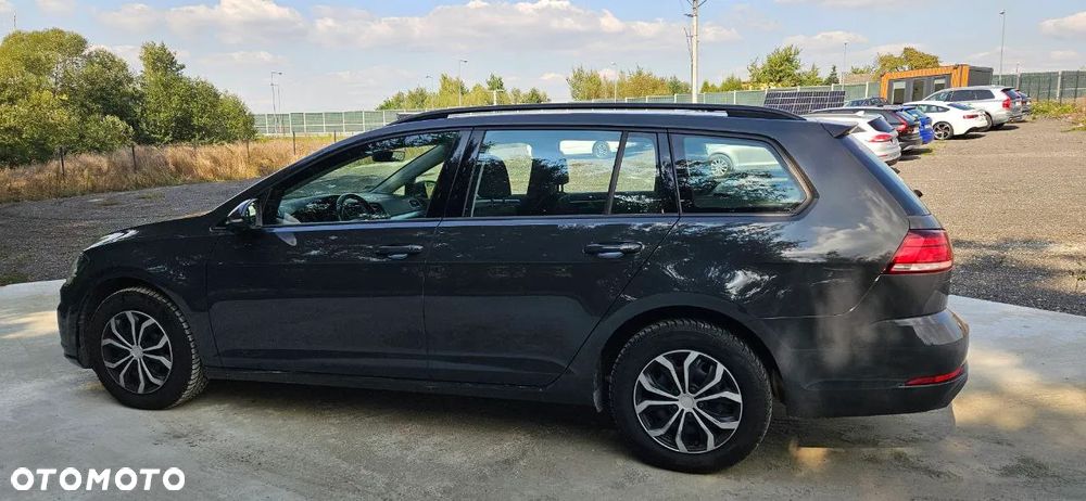 Volkswagen Golf VII 1.6 TDI BMT Trendline - 18