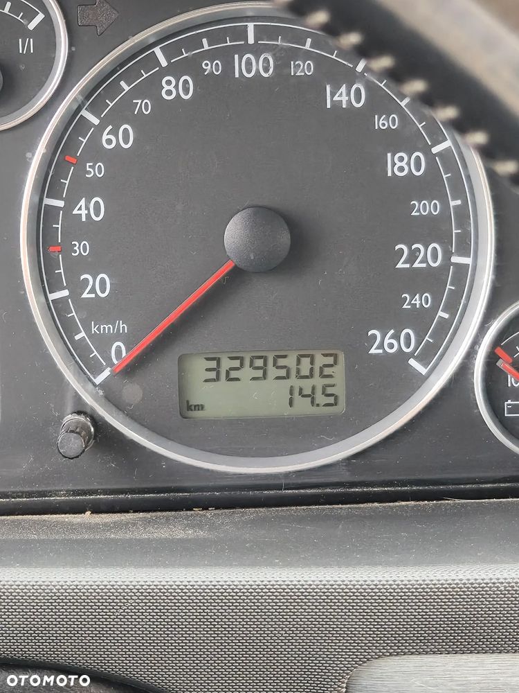 Volkswagen Sharan 2.0 TDI DPF United - 16