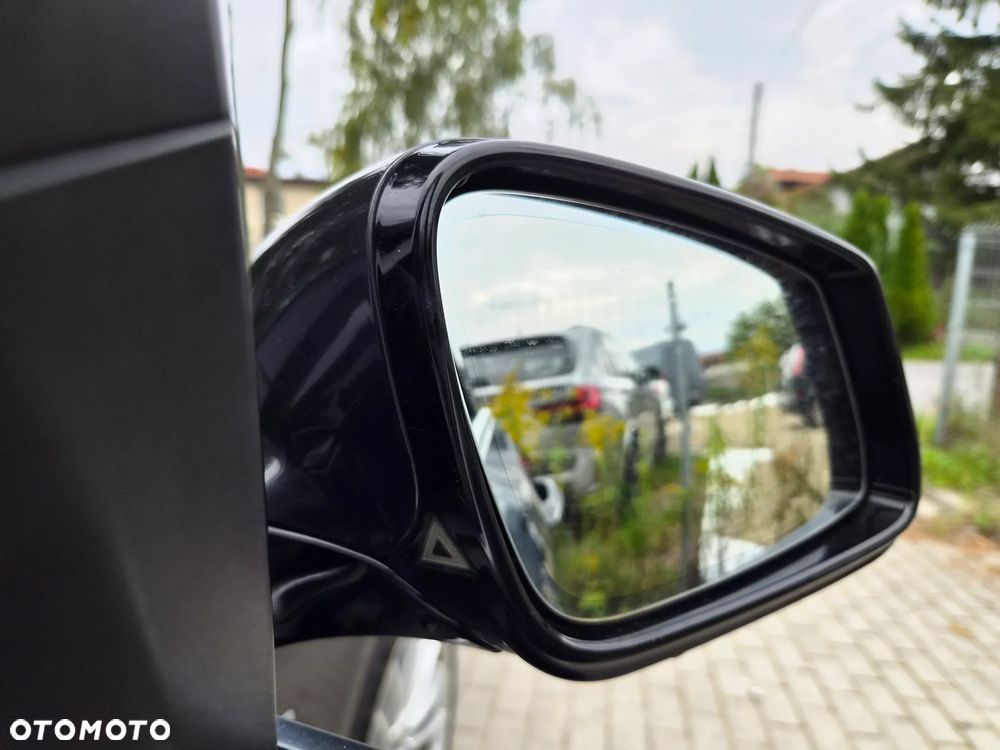 BMW Seria 5 - 31