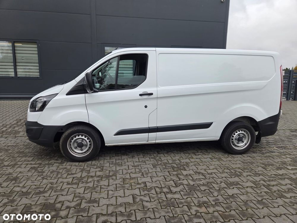 Ford TRANSIT CUSTOM - 2