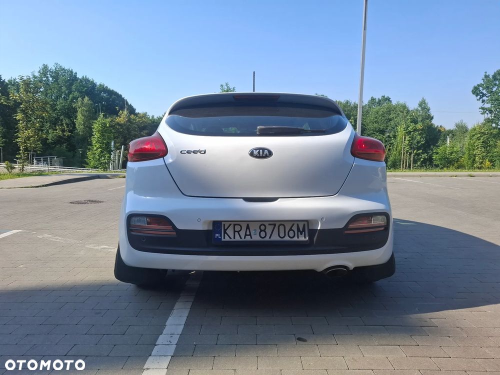 Kia ProCeed 1.4 M - 4