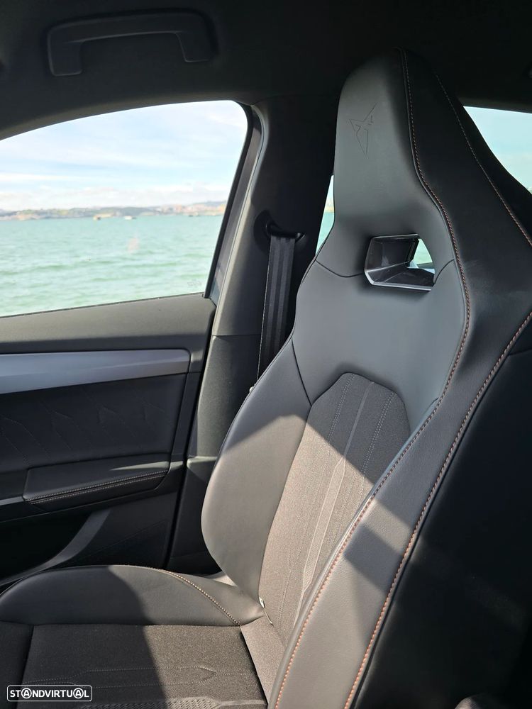 Cupra Formentor VZ 1.4 e-Hybrid DSG - 11