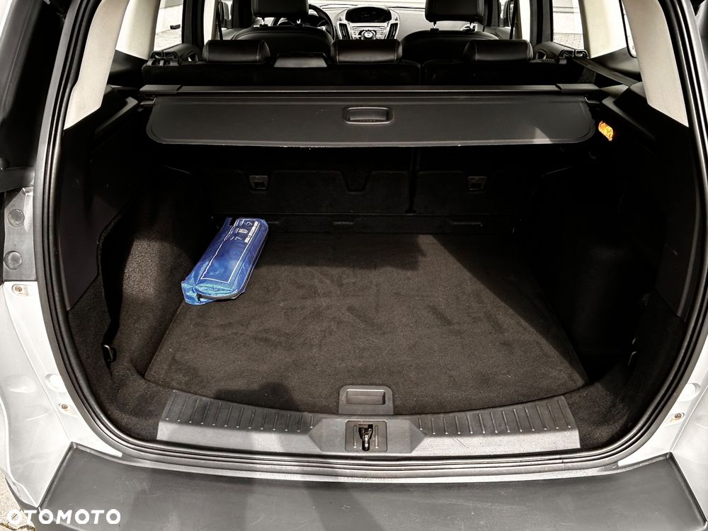 Ford Kuga 2.0 TDCi 4WD Titanium - 37