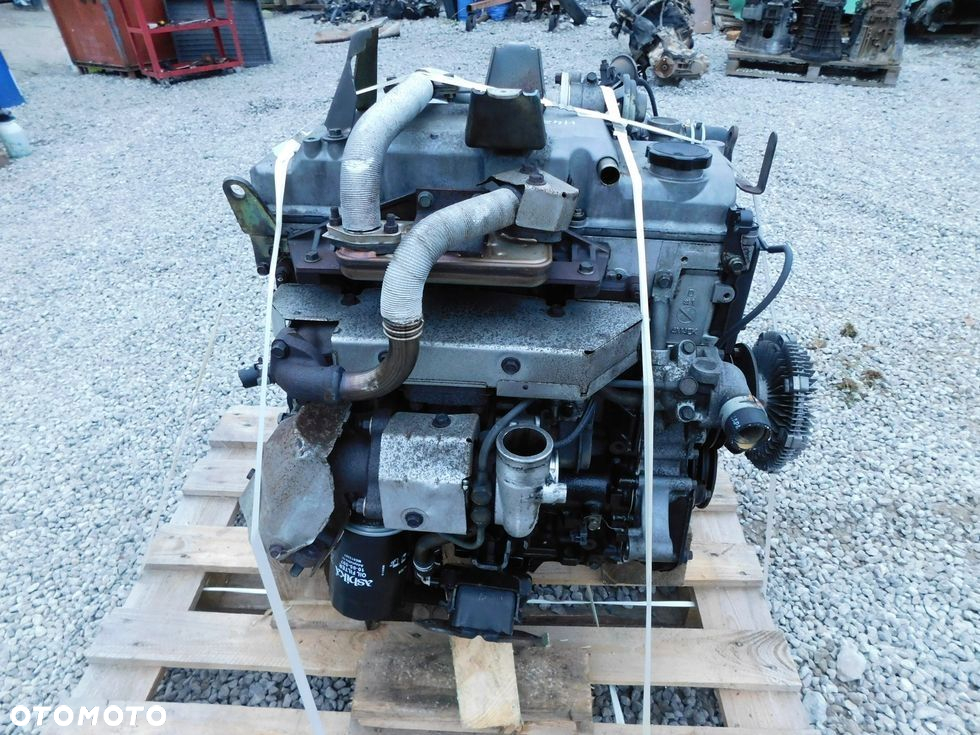 Silnik kpl pompa wtryski turbina Mitsubishi Pajero III 3.2 DI-D 01-06r 4M41 - 6