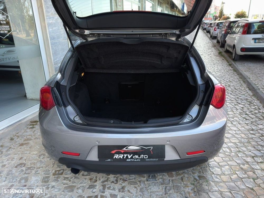 Alfa Romeo Giulietta 1.6 JTDM Distinctive 57X - 8