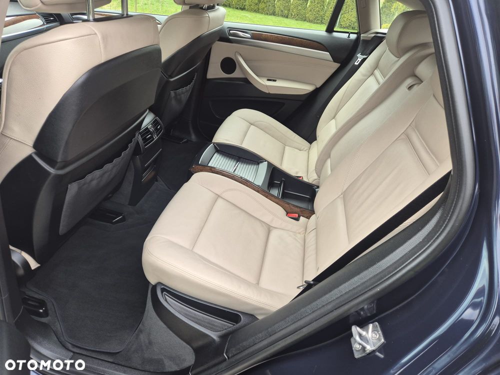 BMW X6 xDrive30d - 9