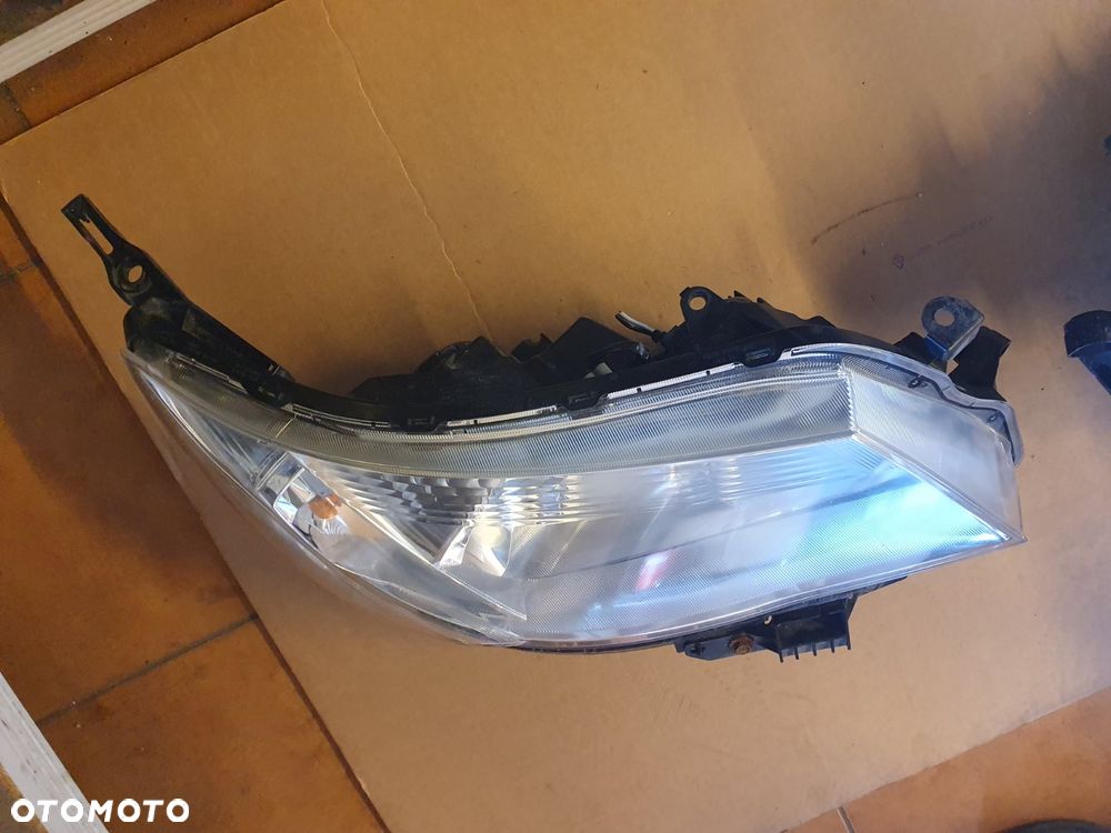 REFLEKTOR L/P SUBARU FORESTER 3 XENON EUROPA - 7