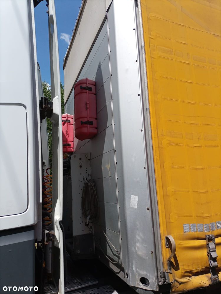 Schmitz Cargobull - 3