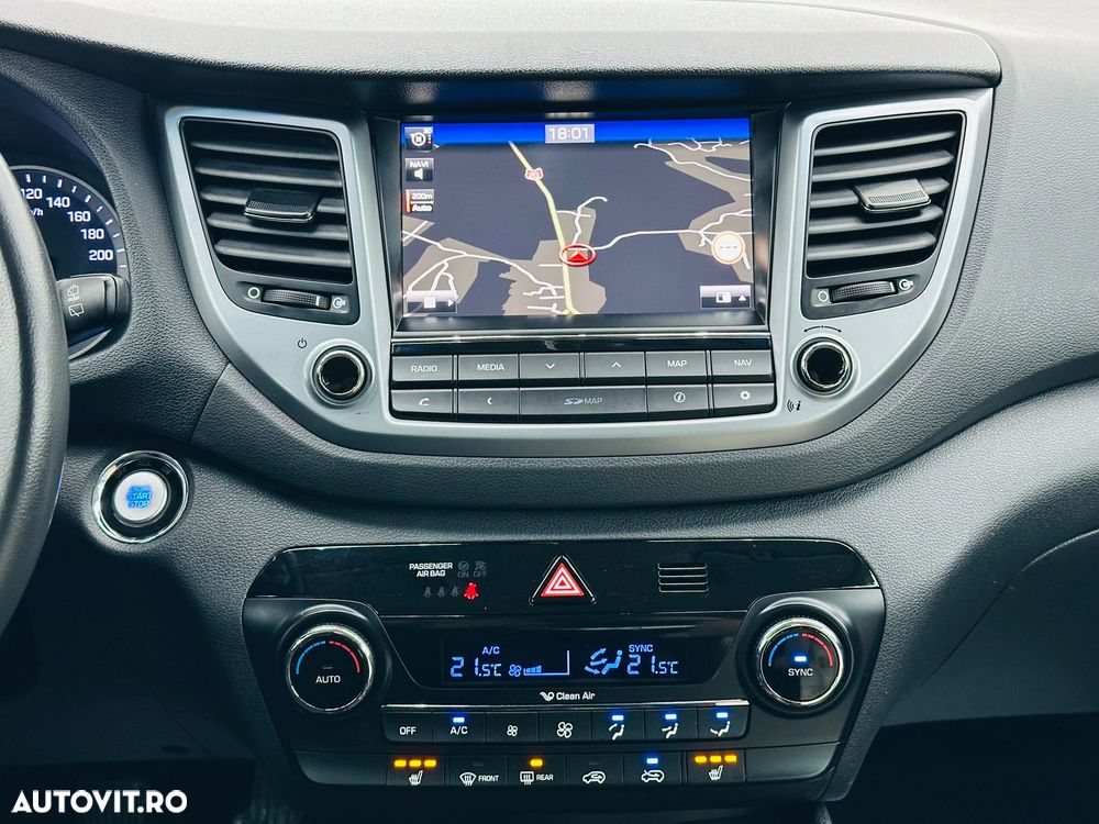 Hyundai Tucson blue 1.7 CRDi 2WD Passion Plus - 25