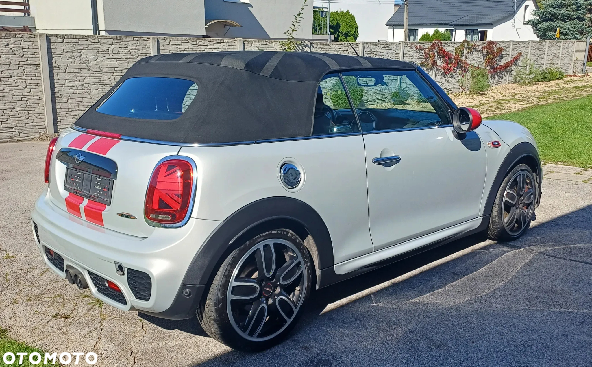 MINI John Cooper Works Cabrio - 5