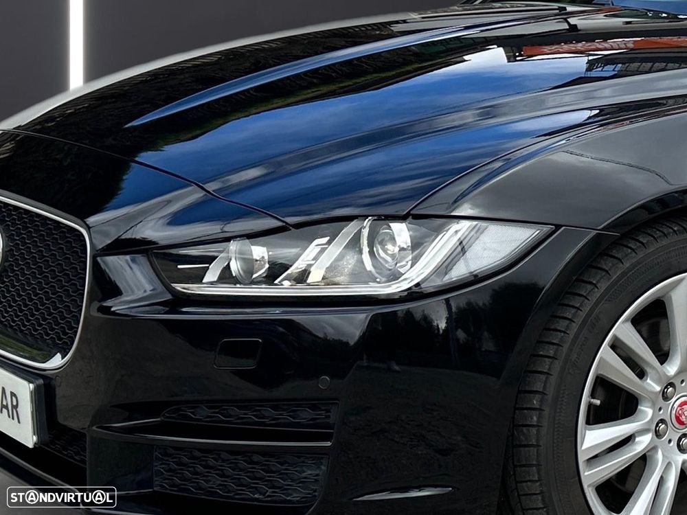 Jaguar XE 2.0 D Prestige Aut. - 7