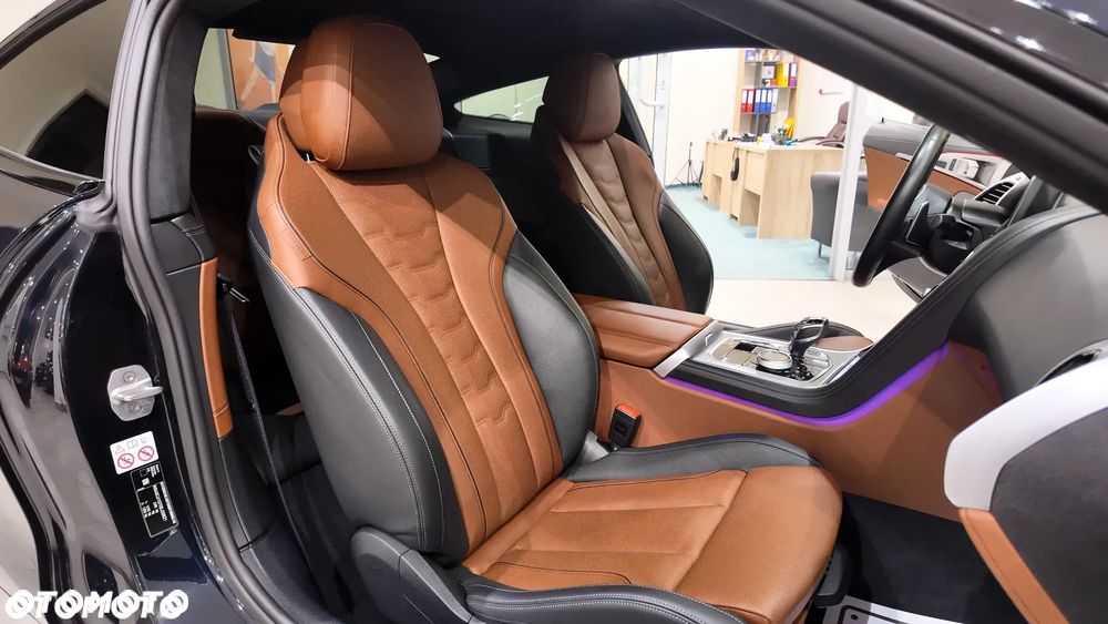 BMW Seria 8 M850i xDrive - 35