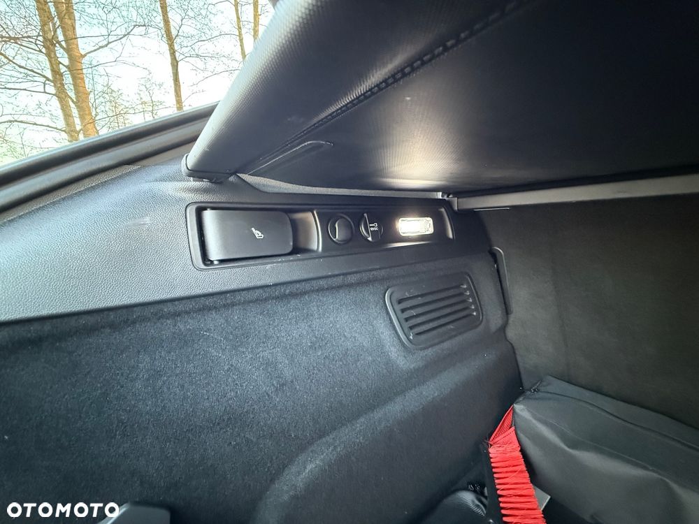 Alfa Romeo Stelvio 2.0 Turbo 16V AT8-Q4 Veloce Ti - 22
