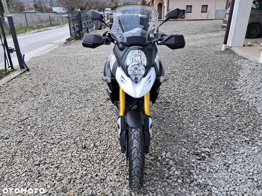 Suzuki V-STROM - 11