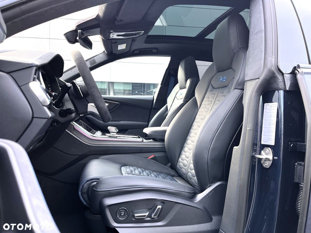 Audi RS Q8 - 14
