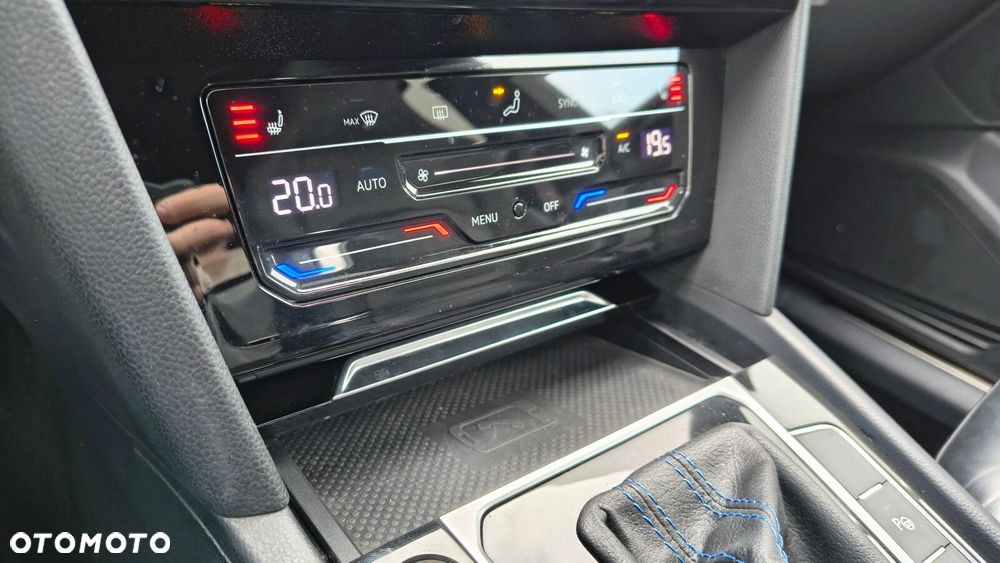 Volkswagen Arteon 2.0 TSI 4Motion R DSG - 33
